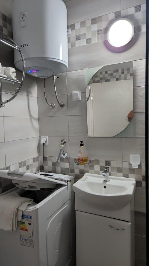 Apartmani Mia Sorajic Petrovac Εξωτερικό φωτογραφία