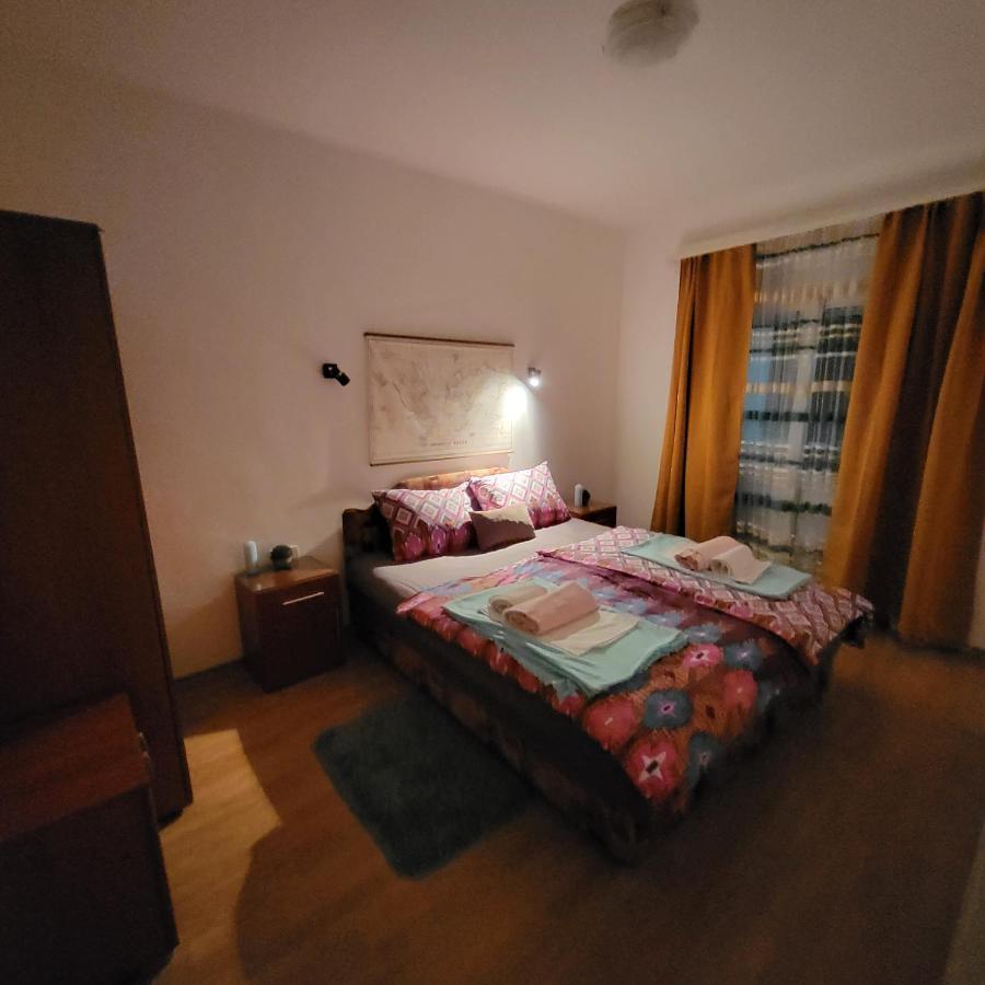 Apartmani Mia Sorajic Petrovac Εξωτερικό φωτογραφία