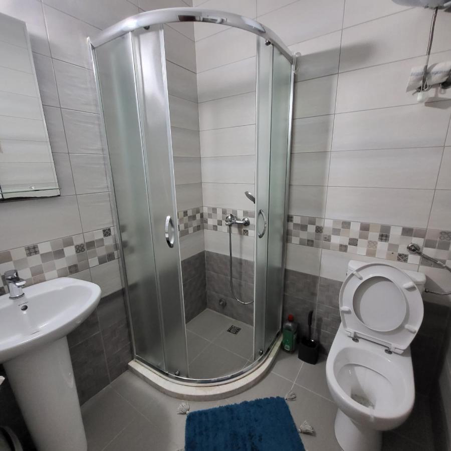 Apartmani Mia Sorajic Petrovac Εξωτερικό φωτογραφία